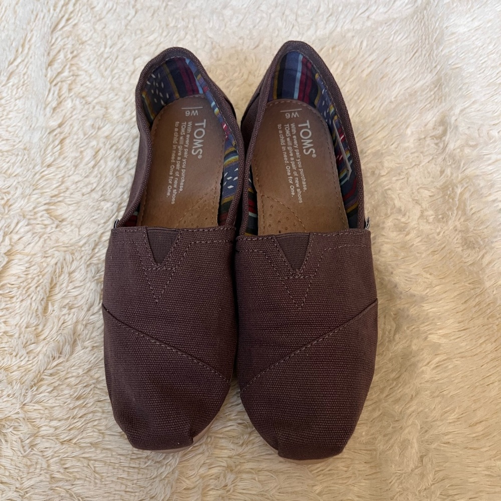 TOMS Gray slip ons